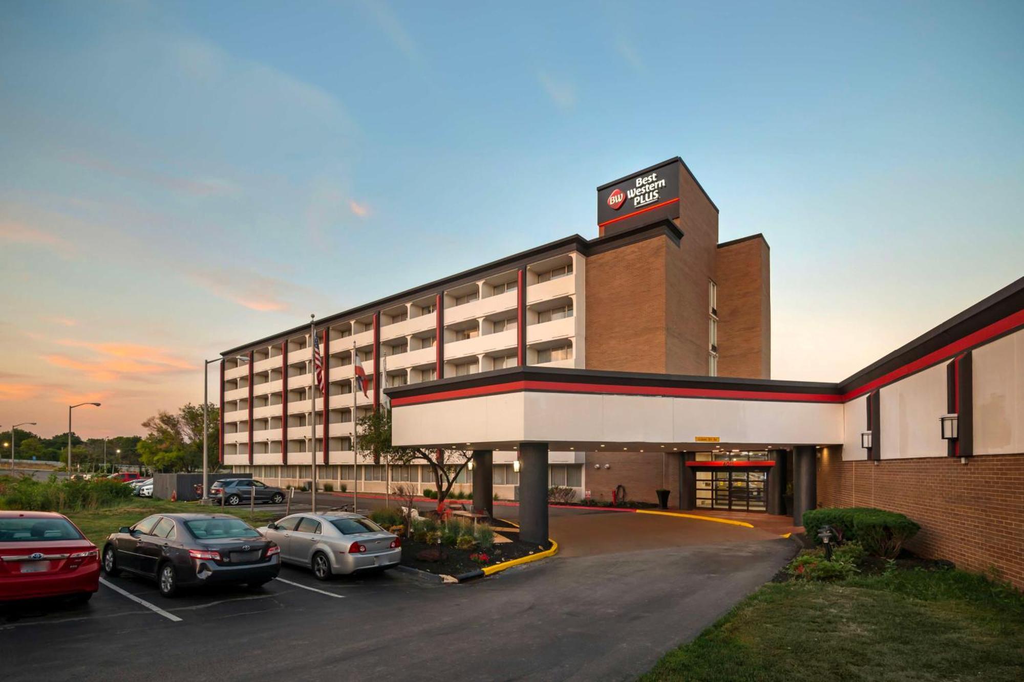 Best Western Premier Kansas City Sports Complex Hotel Eksteriør billede